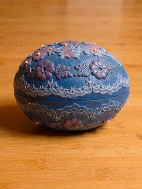 VTG Scioto Ceramics 1987 Lace Flower Egg Trinket Box Jewelry Dish S-1828